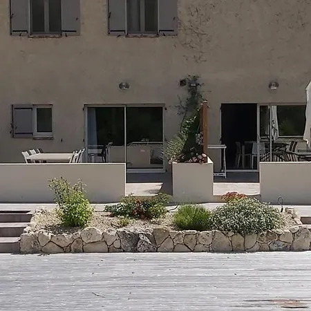 Les Prairies De L'encreme * Céreste