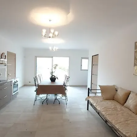 Les Prairies De L'encreme *