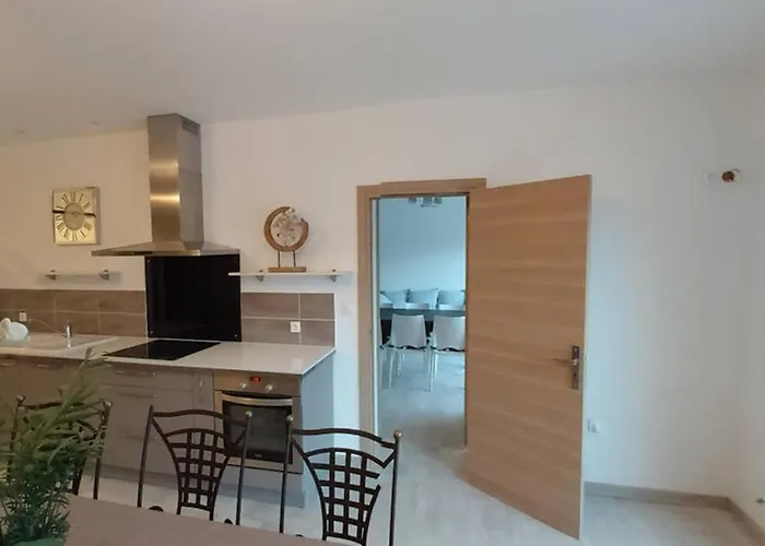 Lejlighed Les Prairies De L'encreme Céreste